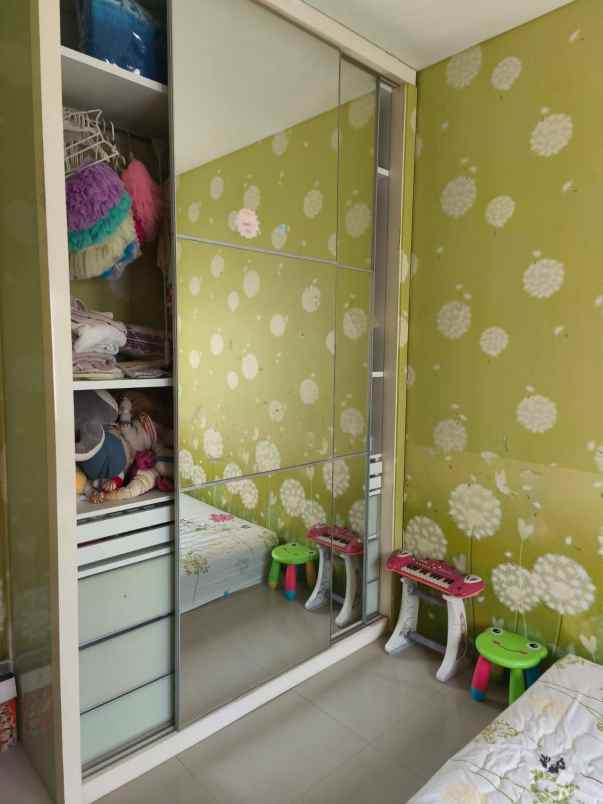 dijual rumah pakuwon city mulyorejo