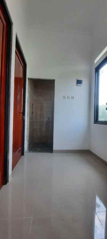 dijual rumah pamulang