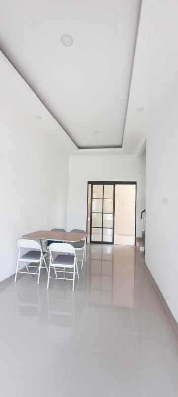 dijual rumah pamulang