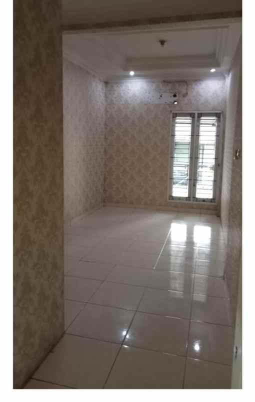 dijual rumah pamulang