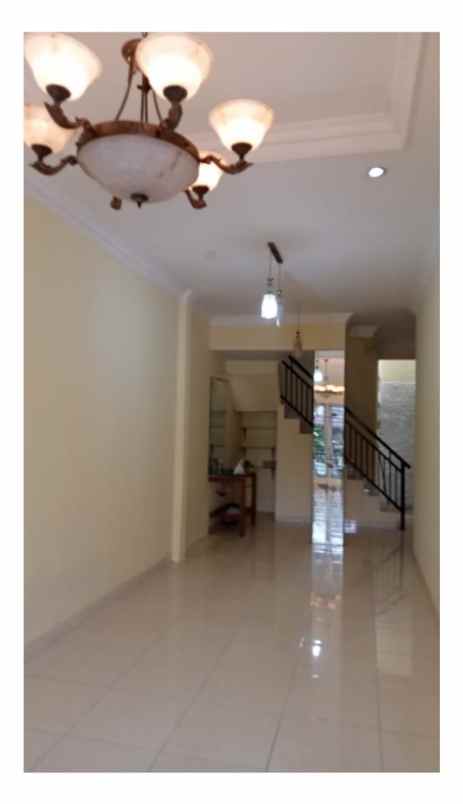 dijual rumah pamulang