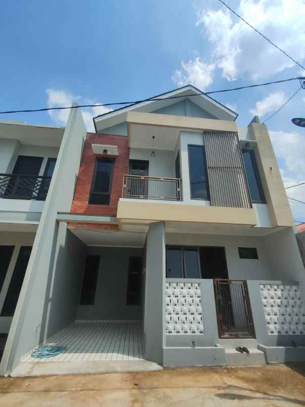 dijual rumah pancoran mas