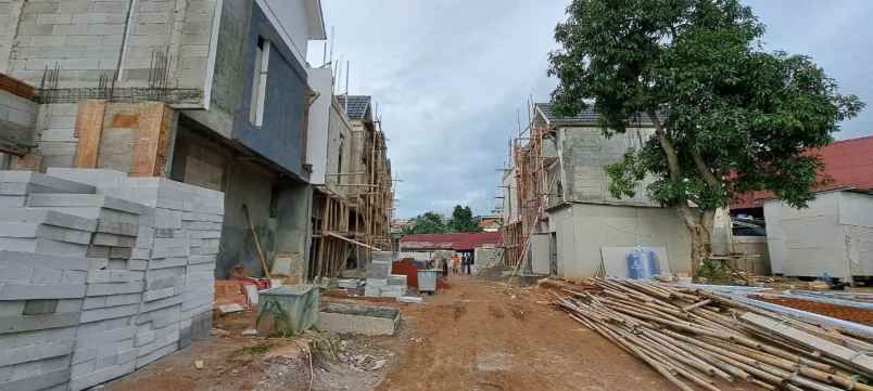 dijual rumah pancoran mas depok