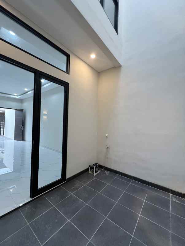 dijual rumah pantai mentari kenjeran