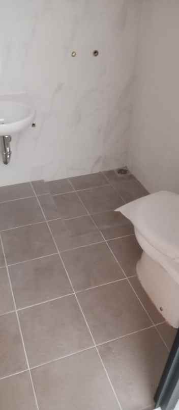 dijual rumah parung bogor