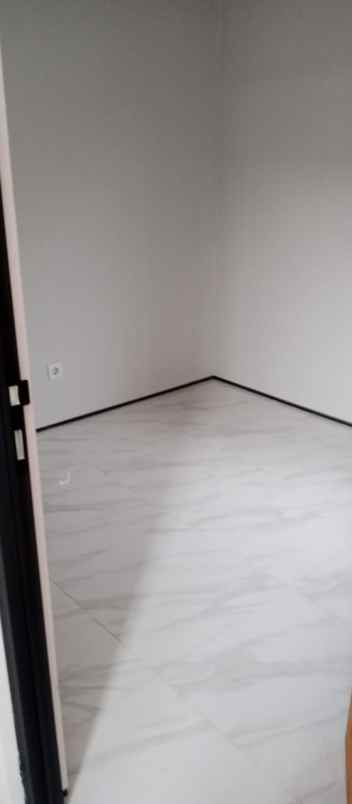 dijual rumah parung bogor