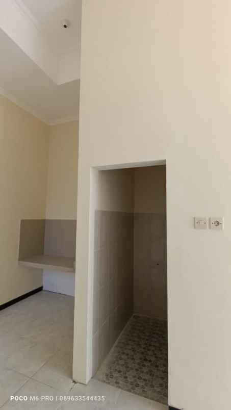 dijual rumah pelabuhan bakahuni sukun