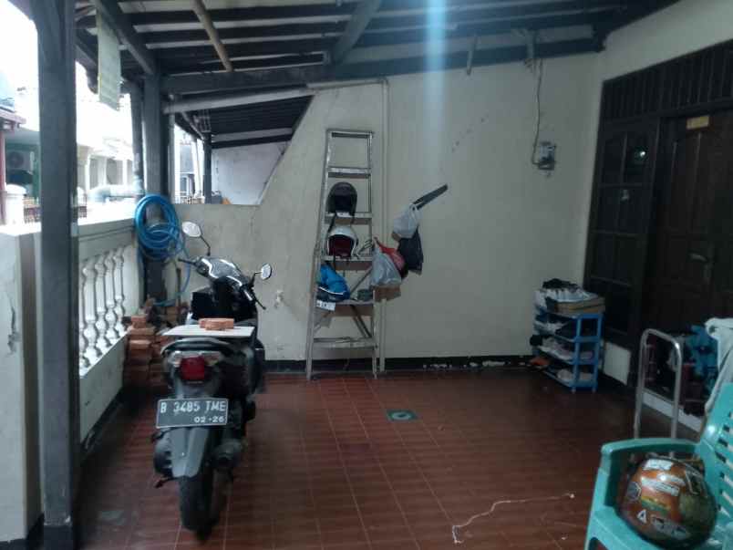 dijual rumah penggilingan