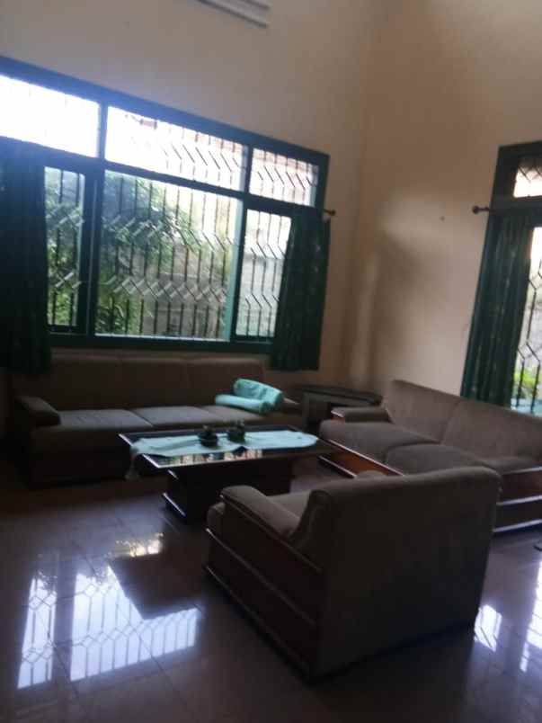 dijual rumah permata arcamanik