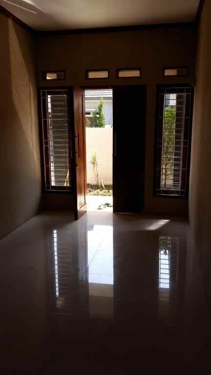 dijual rumah permata buah batu