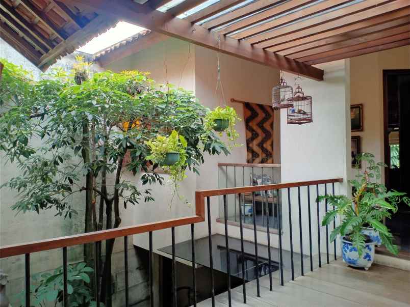 dijual rumah permata hijau jakarta