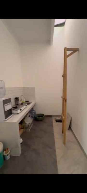 dijual rumah perum bukit petro sawangan