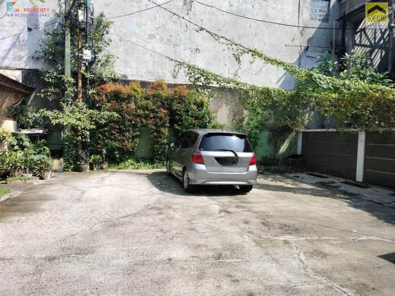 dijual rumah perum galaxy jaka setia