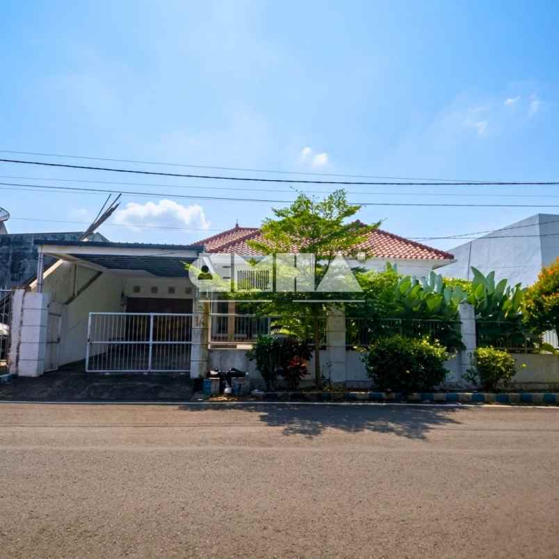 dijual rumah perumahan borobudur