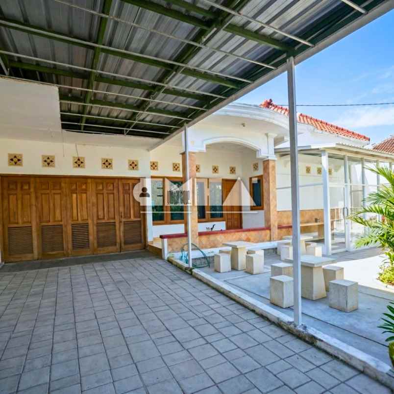 dijual rumah perumahan borobudur