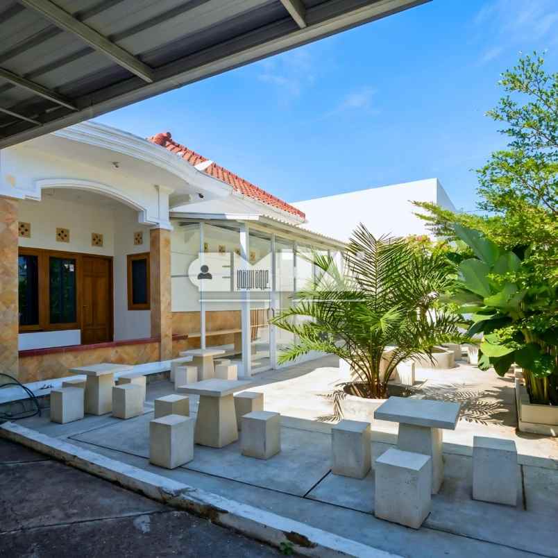 dijual rumah perumahan borobudur