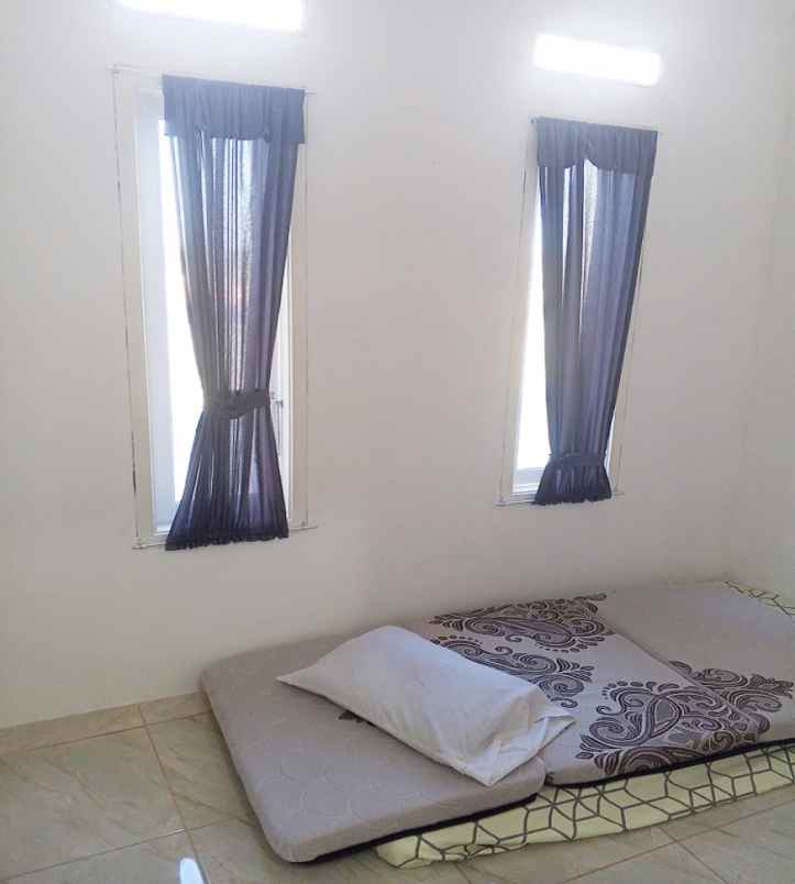 dijual rumah perumahan cinity cluster