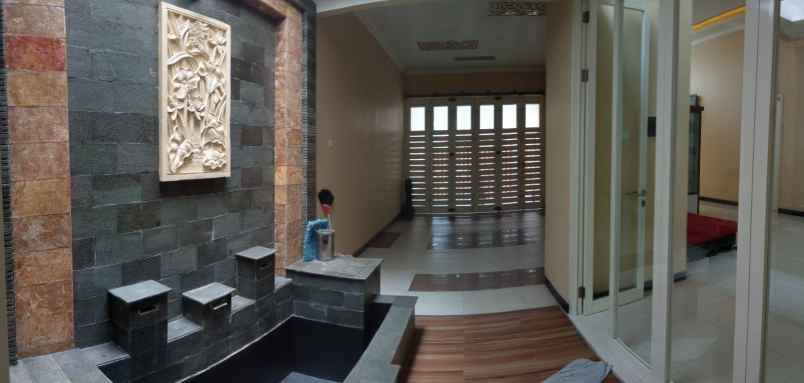 dijual rumah perumahan gayungkebonsari