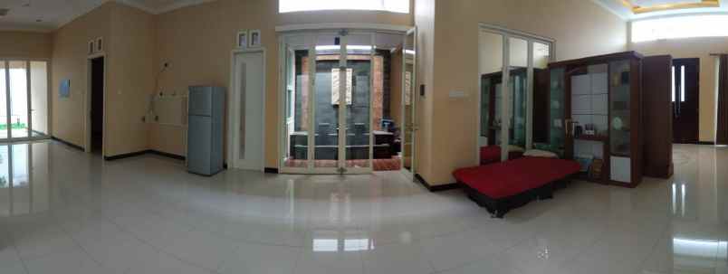 dijual rumah perumahan gayungkebonsari