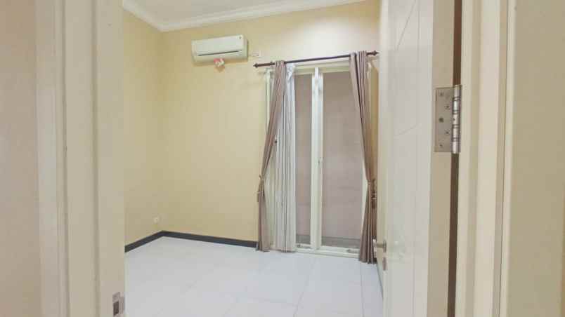 dijual rumah perumahan gayungkebonsari