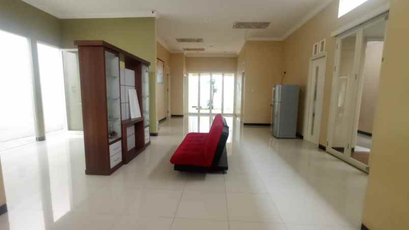 dijual rumah perumahan gayungkebonsari