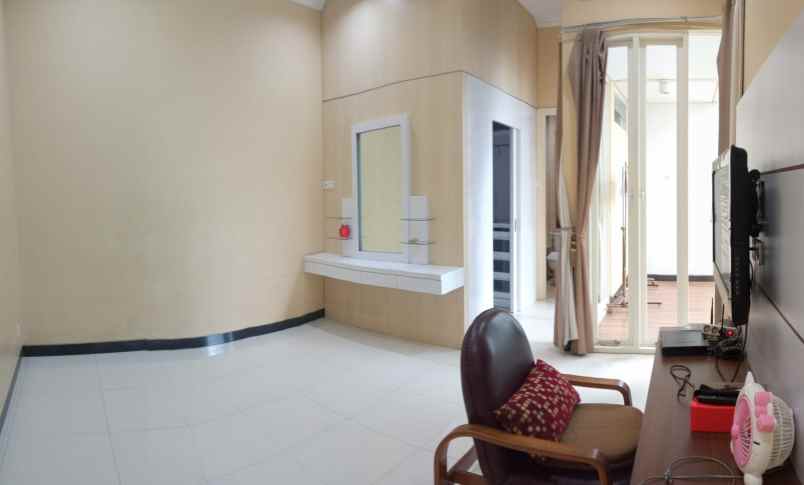 dijual rumah perumahan gayungkebonsari