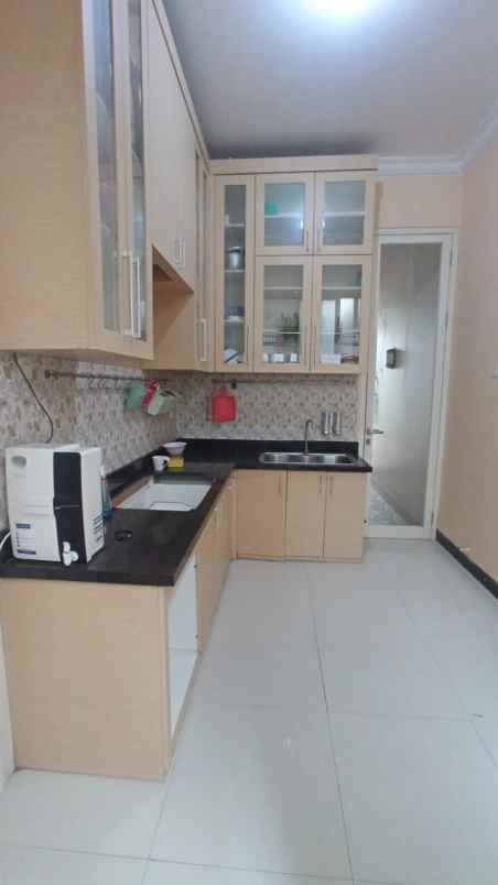 dijual rumah perumahan gayungkebonsari