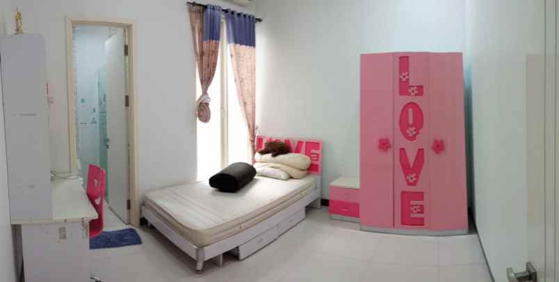 dijual rumah perumahan gayungkebonsari