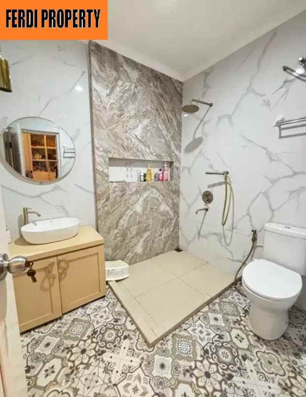 dijual rumah perumahan kota wisata cibubur