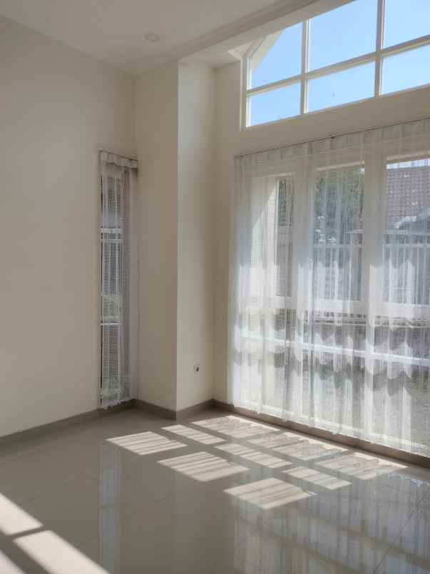 dijual rumah perumahan lokasi singosari malang