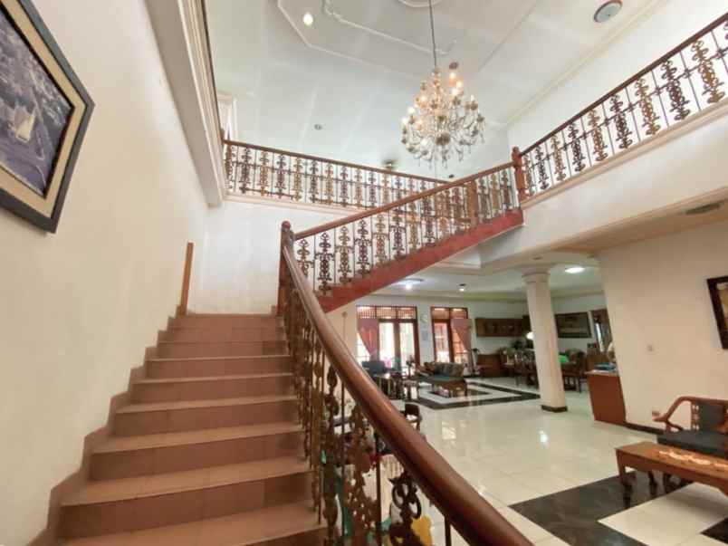 dijual rumah perumahan pondok kelapa