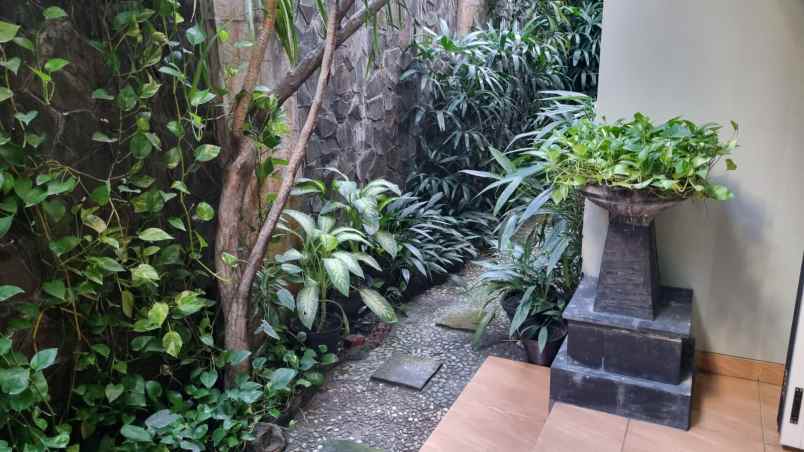 dijual rumah perumahan regency 21