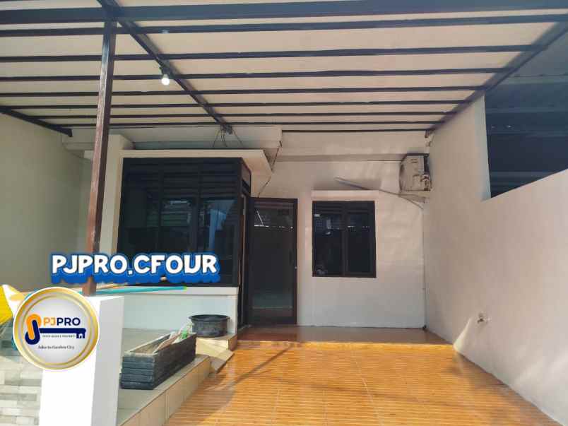 dijual rumah perumahan taman sentosa