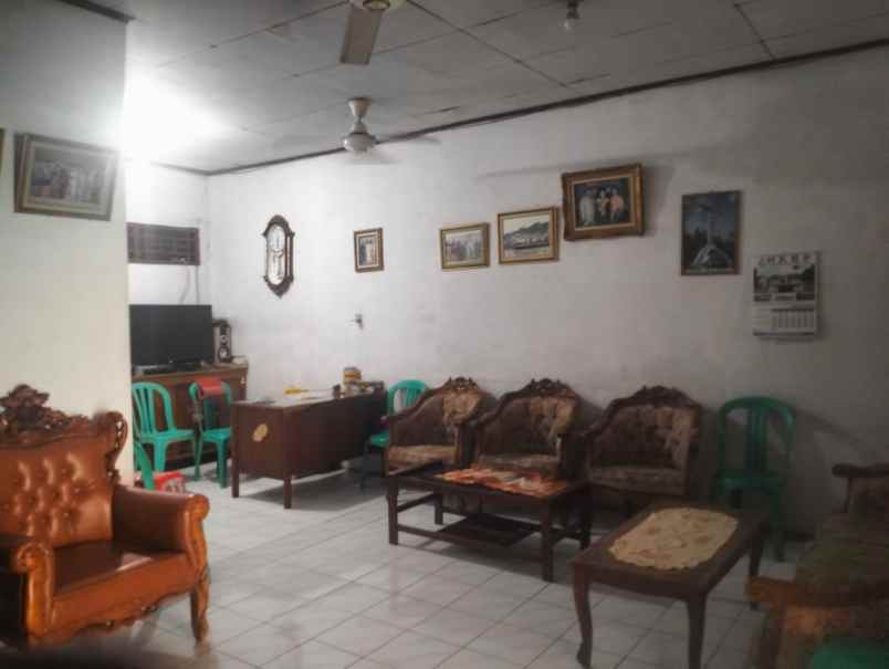 dijual rumah perumnas 1