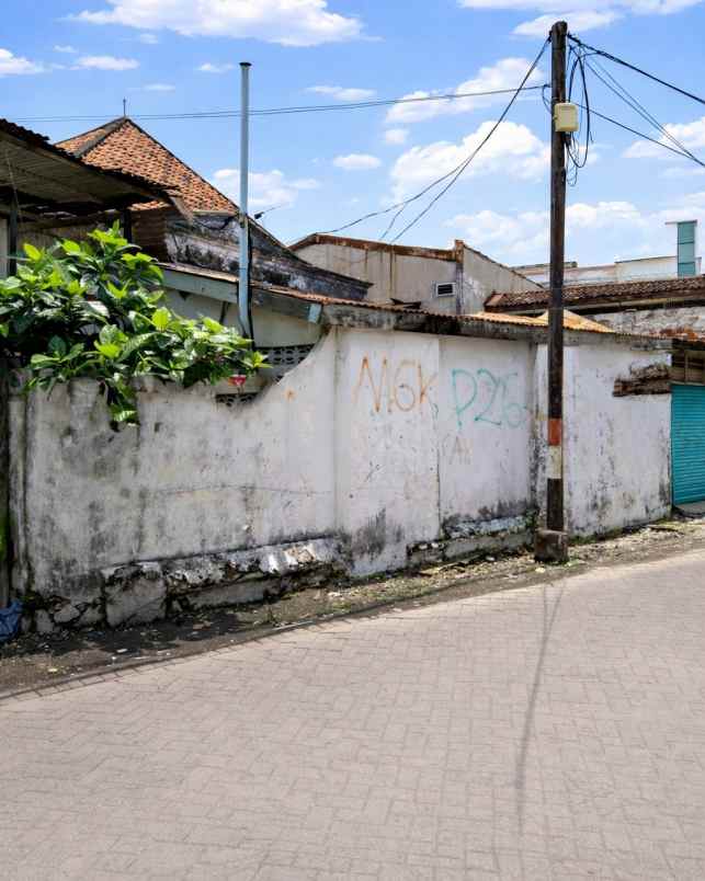dijual rumah pesapen