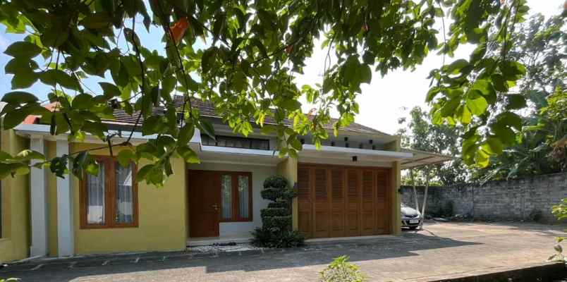 dijual rumah pleret