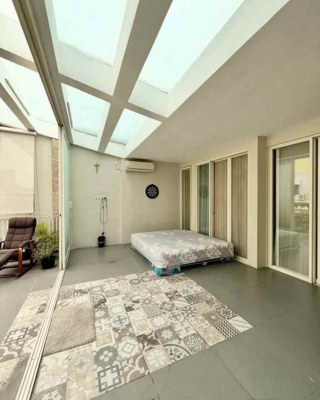 dijual rumah ploso timur