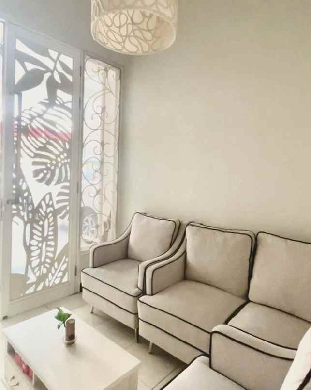 dijual rumah ploso timur