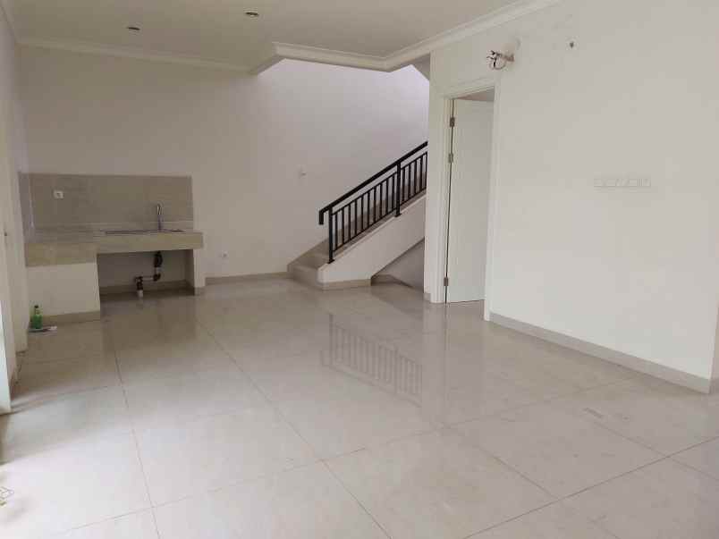 dijual rumah podomoro park bandung