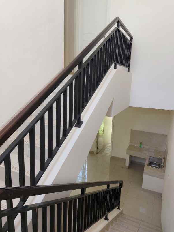 dijual rumah podomoro park bandung