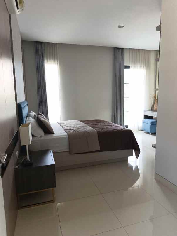 dijual rumah pojcity semarang barat