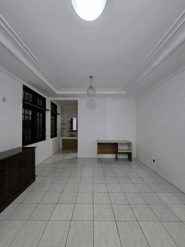 dijual rumah pondok bambu