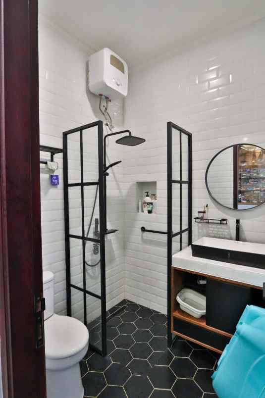 dijual rumah pondok indah