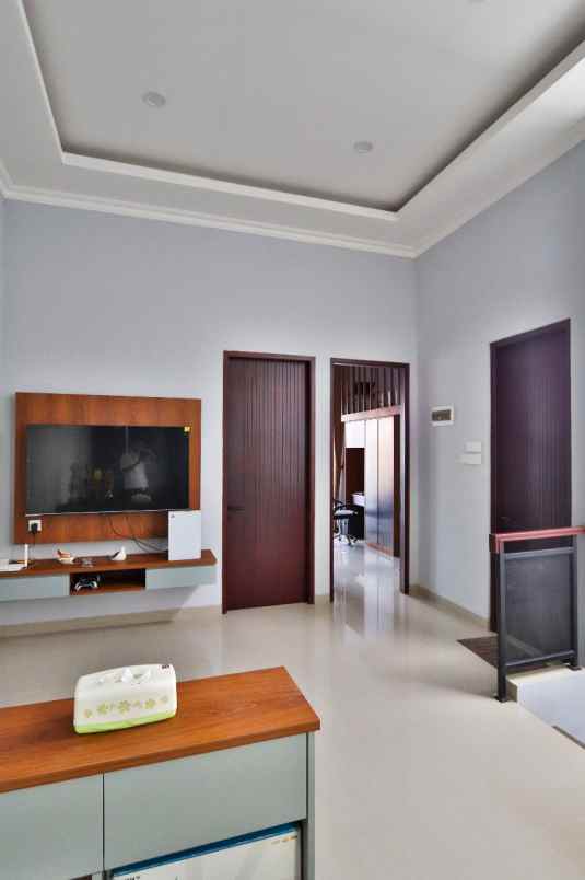 dijual rumah pondok indah