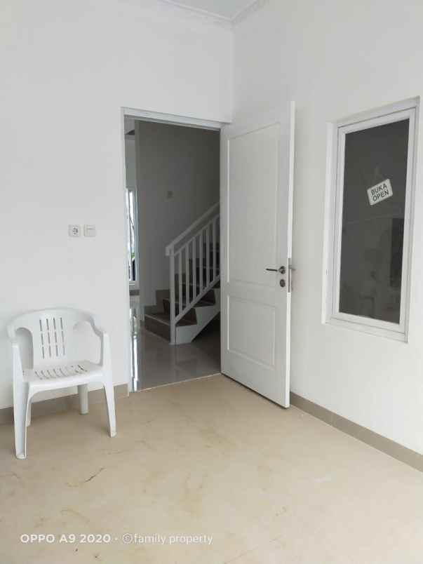 dijual rumah pondok karya