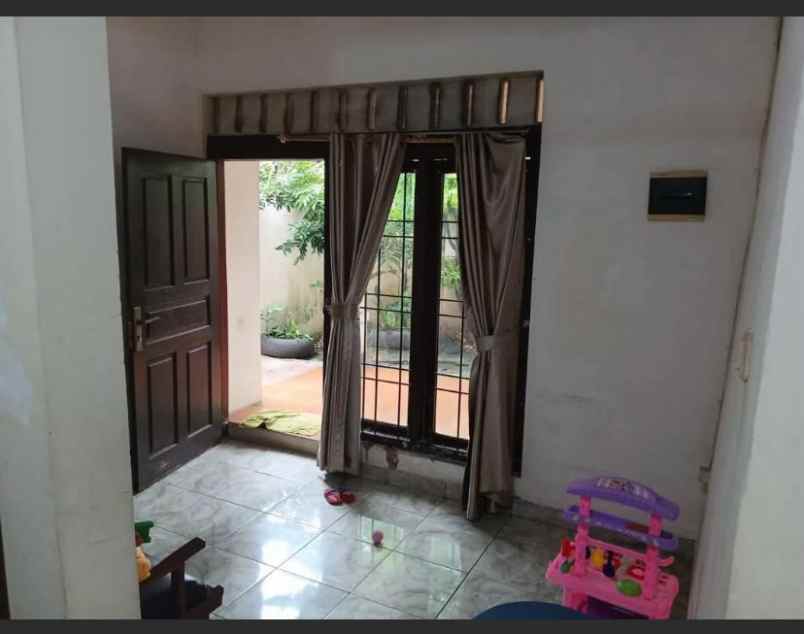dijual rumah pondok pekayon indah