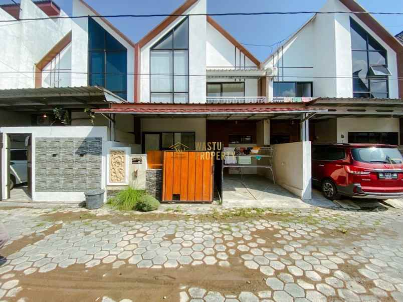 dijual rumah prambanan sleman
