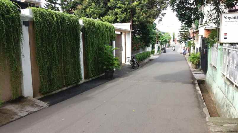 dijual rumah prapanca kebayoran baru