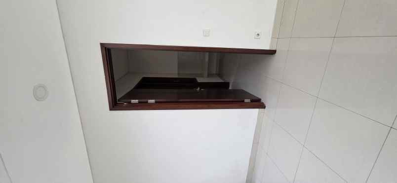 dijual rumah prestigia the eminent bsd city