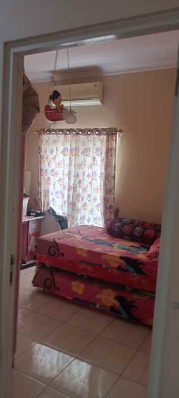 dijual rumah puri surya jaya sidoarjo